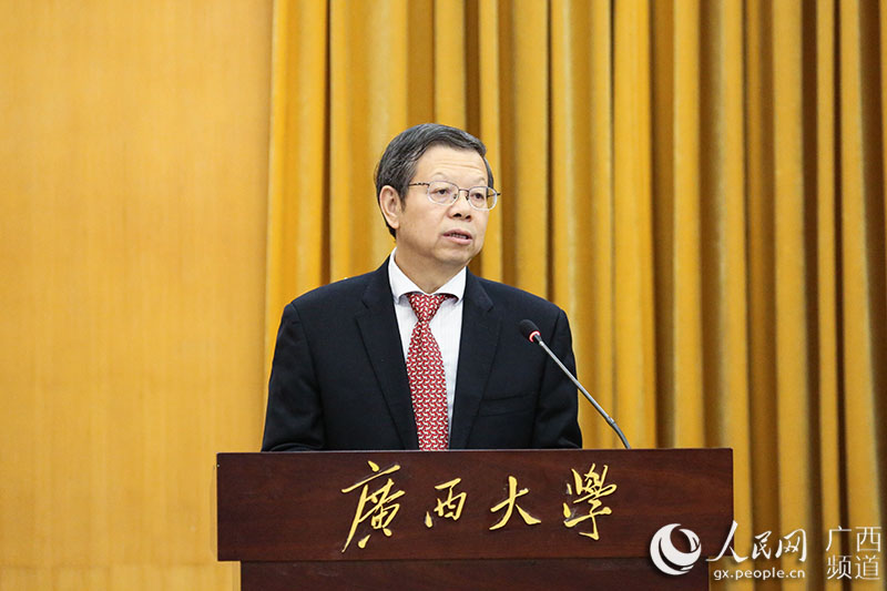 刘正东在国际投资贸易与广西自贸区法制建设国际研讨会上的致辞来自世界各地的国际投资贸易法研究专家们汇聚pg电子中国官方网站，围绕中国（广西）自由贸易试验区建设需要，共同探讨国际经贸投资合作中的法律风险及解决之道，我表示诚挚的欢迎和衷心的感谢【详细】 